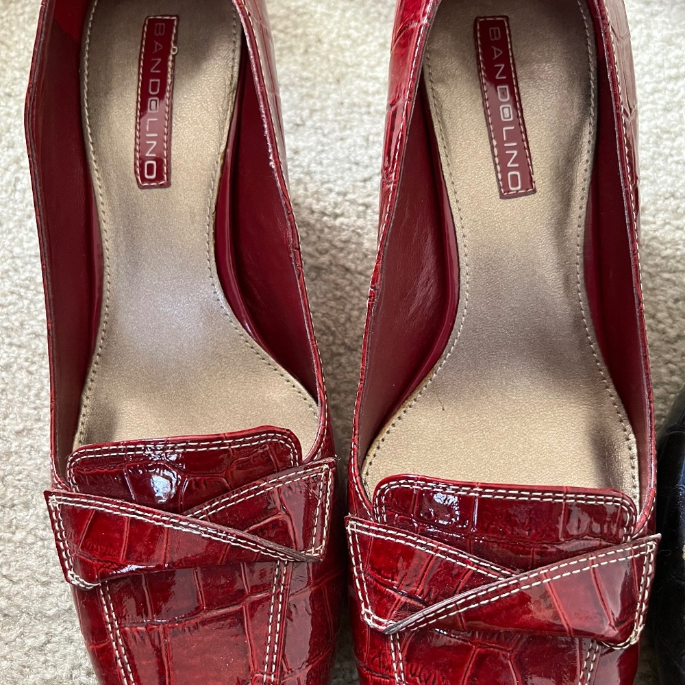 Bandolino red pump